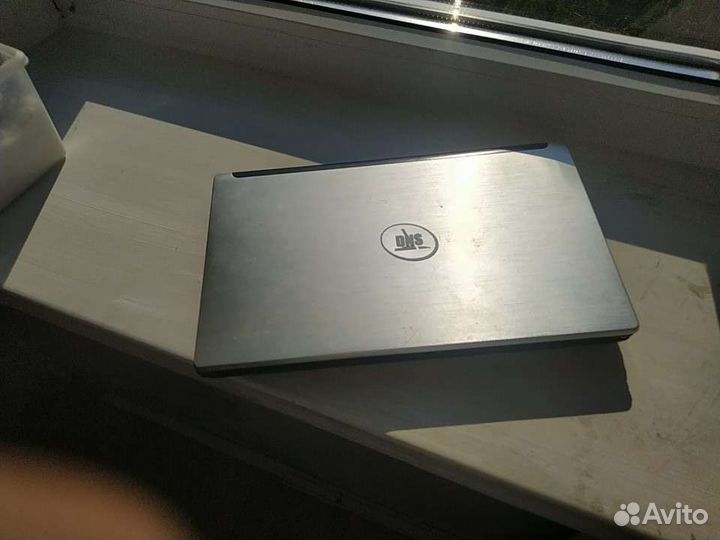 Ноутбук днс, на детали