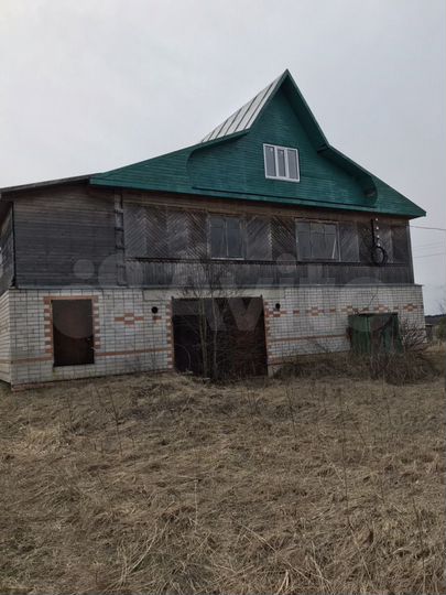 Дом 305 м² на участке 25 сот.