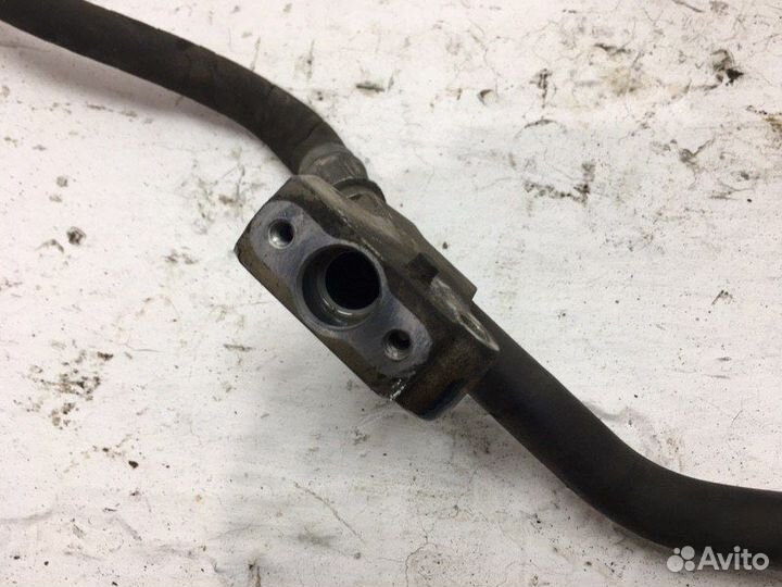 Трубка гидроподвески задняя правая Infinity Qx80