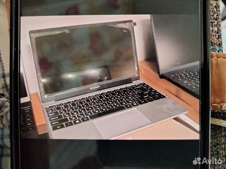 Ноутбук новый быстрый подходит для всех целей игры