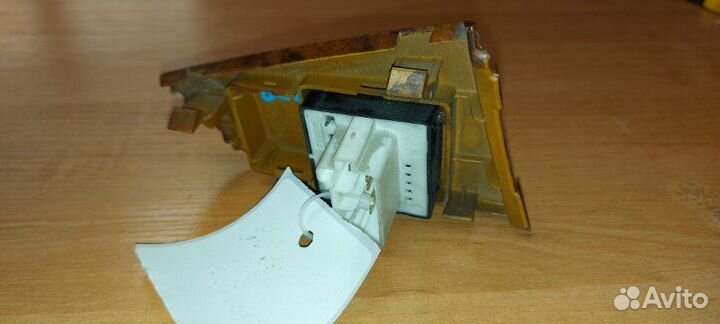 Блок управления зеркалами Mitsubishi Lancer 10 CY