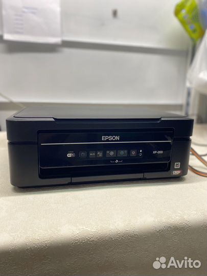 Цветной струйный мфу Epson XP-203