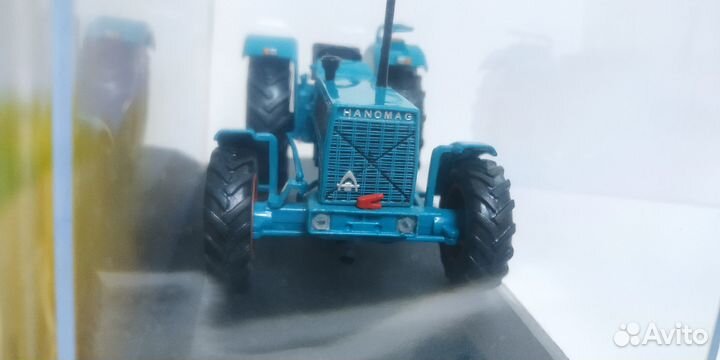 Модель трактора 1 / 43 масштаб