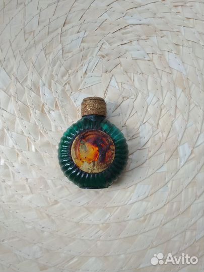 Старинный флакон для духов