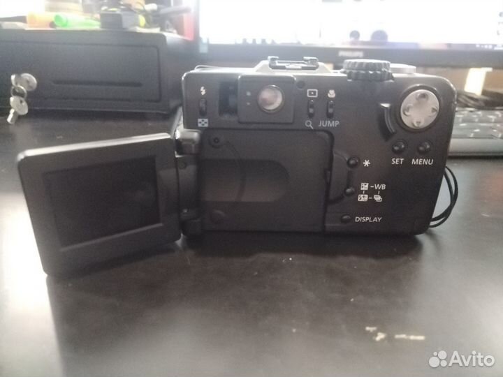 Фотоаппарат Canon PowerShot G1