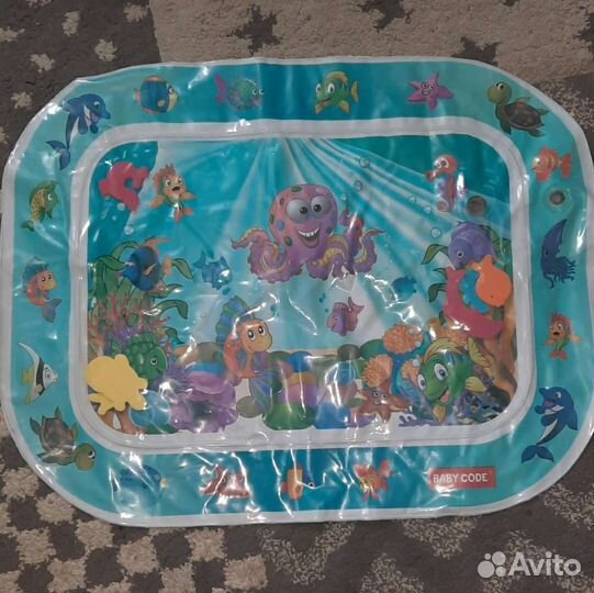 Круг для купания,стульчик,горка,коврик