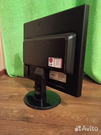 Монитор LG flatron l1942 se - bf