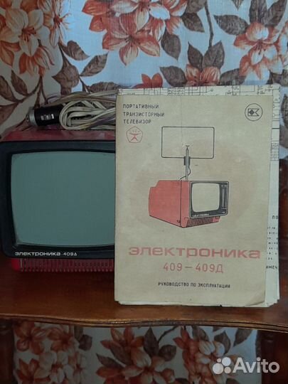 Автомобильный телевизор, автомобильный приемник