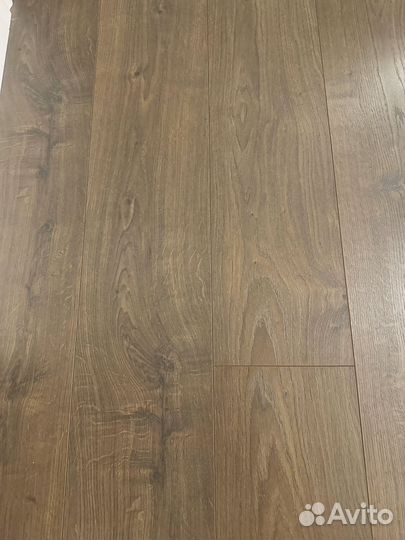 Ламинат и плитка остатки