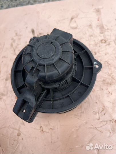 Моторчик отопителя печки Kia III рестайлинг