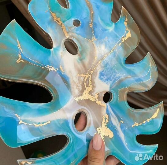 Декоративный лист монстеры