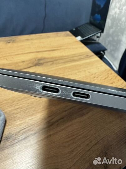 Macbook pro 13 2020 m1