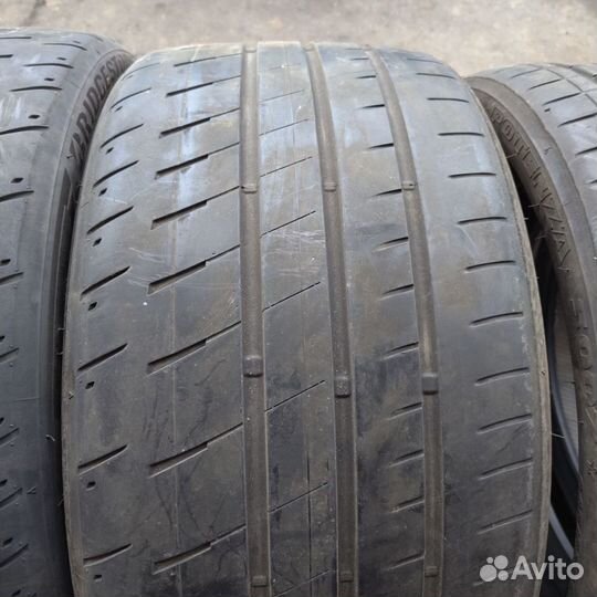 Bridgestone Potenza S007 245/35 R20 и 275/30 R20 97Y