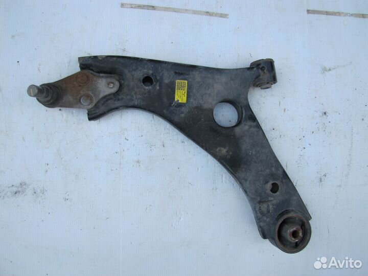 Hyundai Santa Fe 4 рычаг передний левый