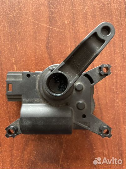 Моторчик заслонки отопителя Volkswagen