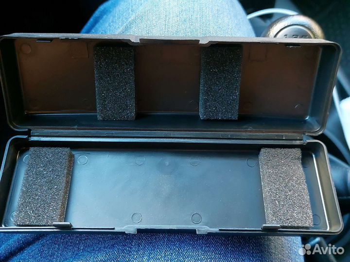 Футляр для панели магнитолы