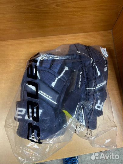 Краги хоккейные