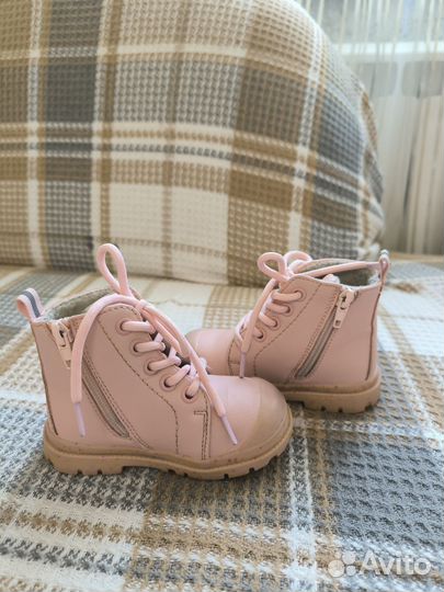 Ботинки демисезонные для девочки 23 размер Tombi