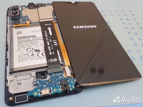 Дисплейный модуль Samsung A41+Установка