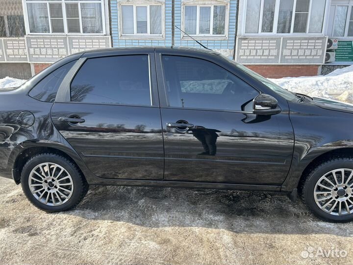 LADA Granta 1.6 МТ, 2022, 30 656 км