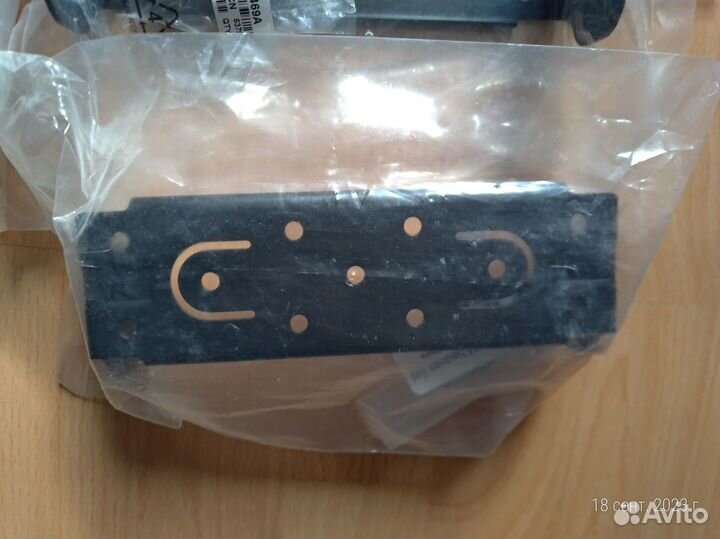 Скоба крепления Motorola RLN6469A