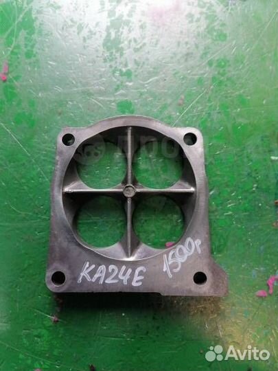 Пластина впускного коллектора Nissan Terrano 2 R20