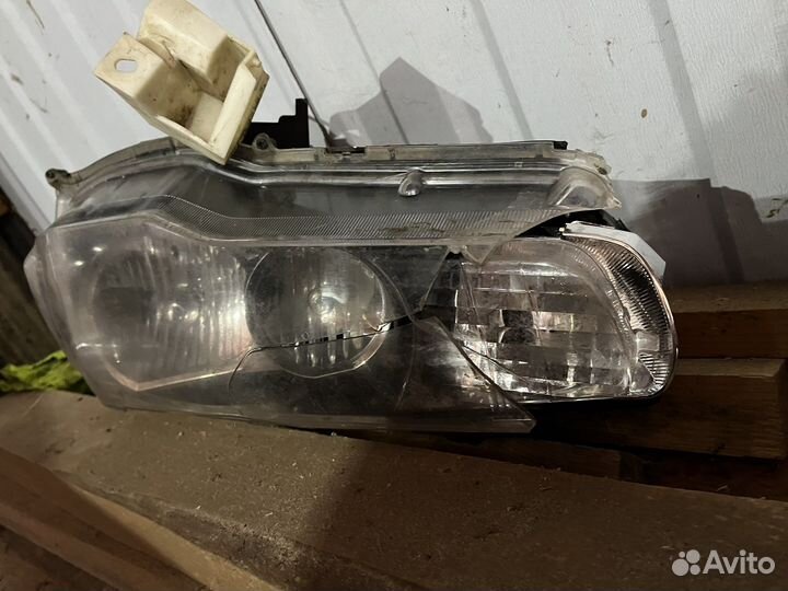 Фары на Lancer 10