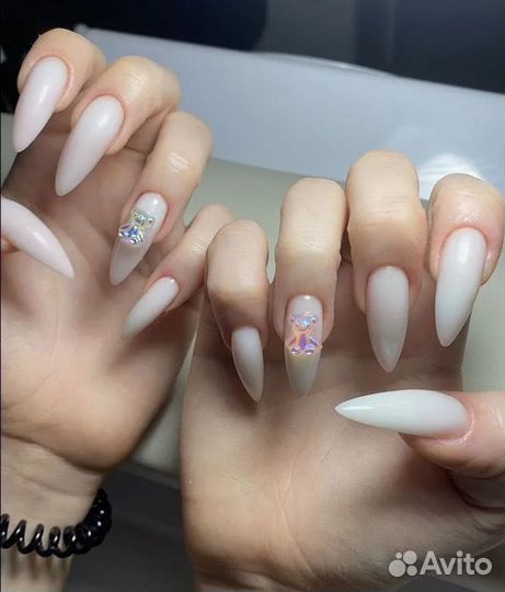 Маникюр и наращивание ногтей