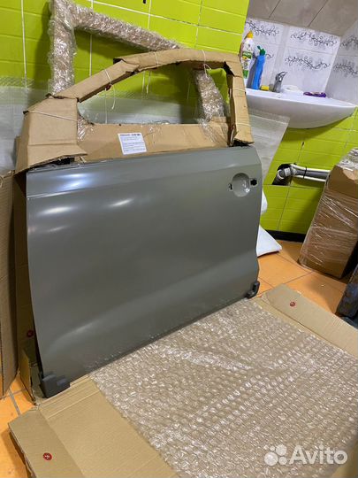 Дверь передняя левая на volkswagen polo