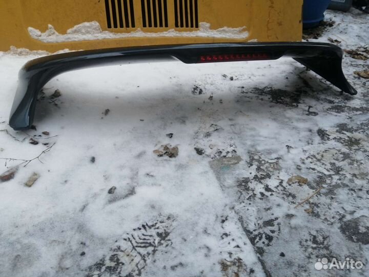 Спойлер ваз 2112в цвет млечный путь, черный