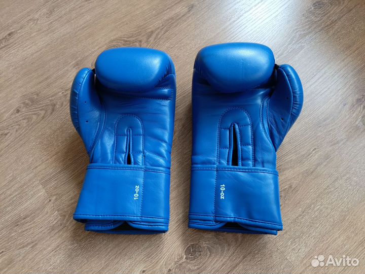 Боксерские перчатки Demix