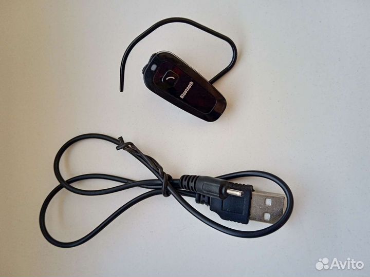 Bluetooth гарнитура / наушник
