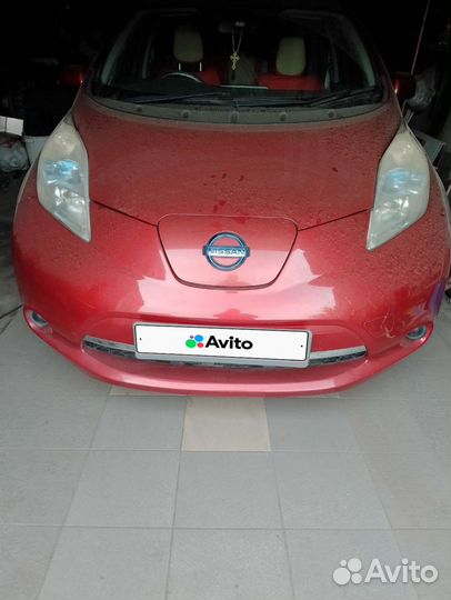 Nissan Leaf AT, 2011, 151 000 км