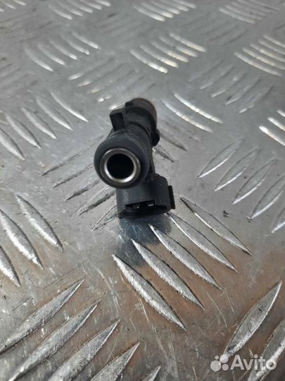 Форсунка Peugeot 206 1 1.6 NFU 2004