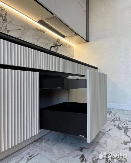 Кухня под заказ (любые материалы и дизайн)