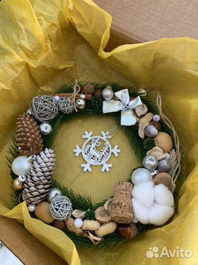 Венок для интерьера