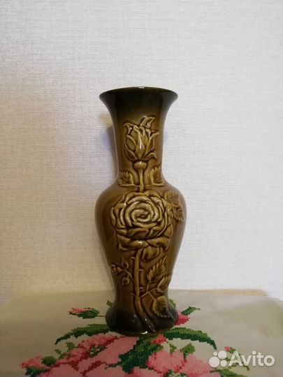 Керамическая ваза