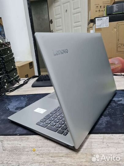 Игровой Lenovo i3-7020U 8gb gt940mx 2gb SSD