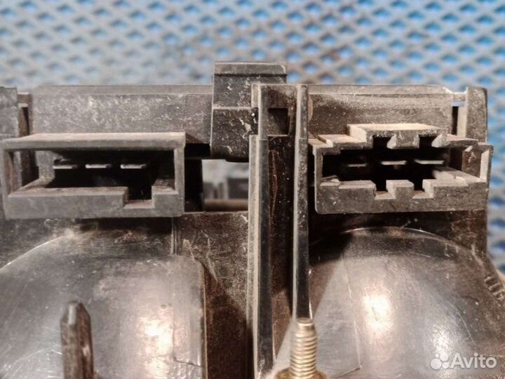 Фонарь левый Volkswagen Passat B3