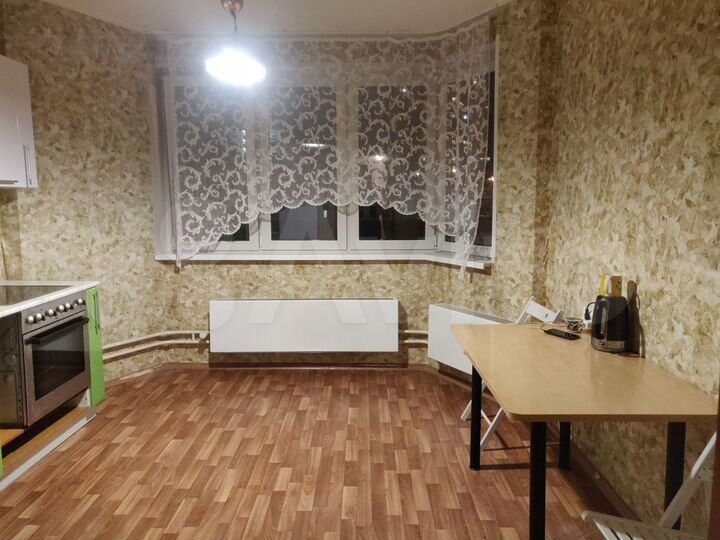 2-к. квартира, 60 м², 2/17 эт.