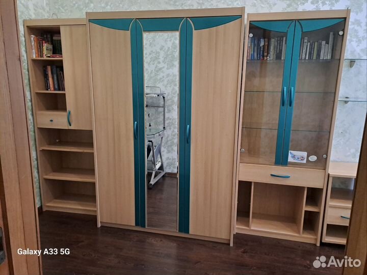 Стенка в гостиную бу