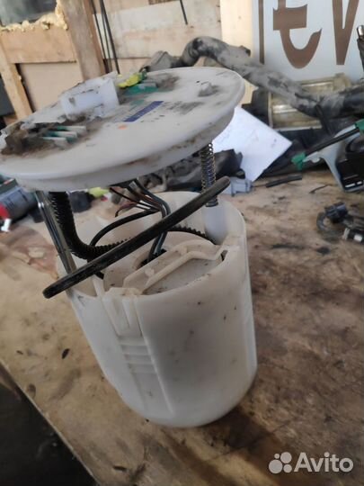 Бензонасос Lexus LS600HL