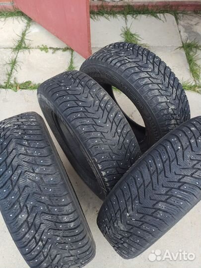 Nokian Tyres Hakkapeliitta 8 SUV 245/70 R17 110T