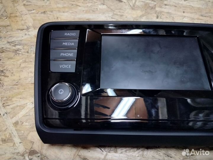 Магнитола Skoda Yeti