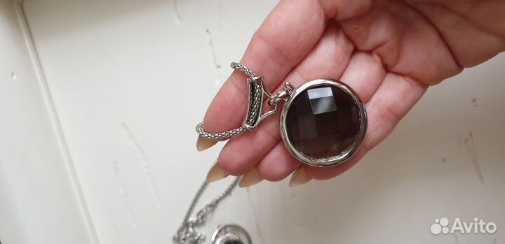 Кулон и серьги