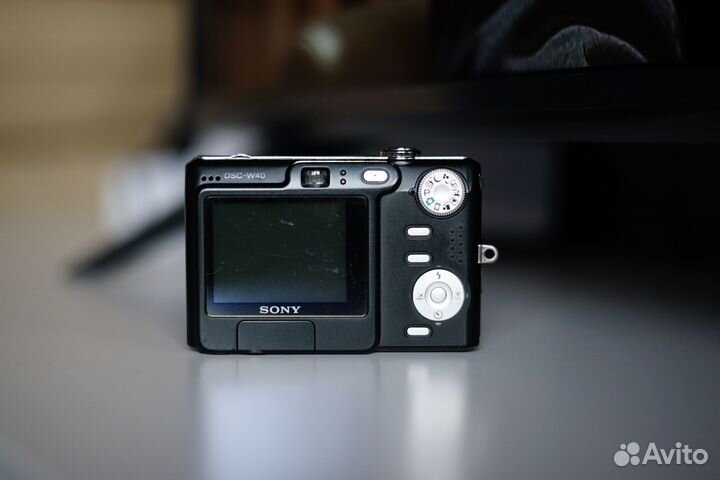 Фотоаппарат Sony dcs-W40