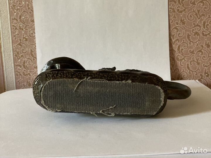 Подсвечник-грифон