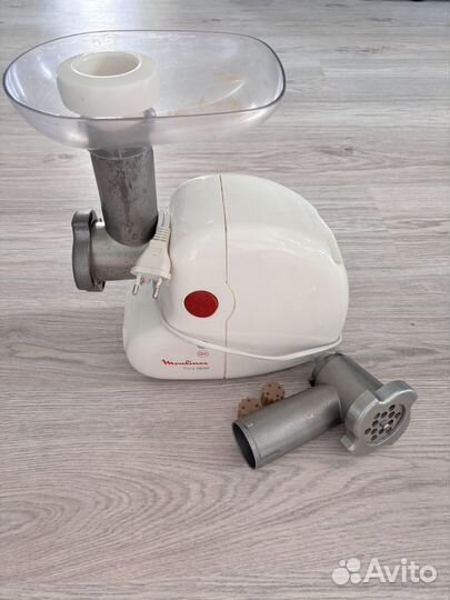 Мясорубка электрическая moulinex hv2