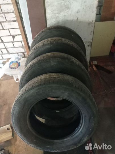 Cooper CS4 Touring 215/65 R16