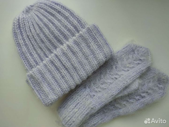 Шапка и варежки шерсть